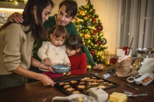 Padres e hijos comparten momentos enriquecedores en Navidad